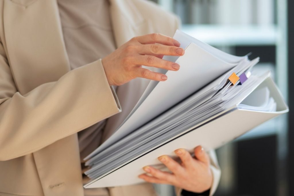 CFS, CoA, MSDS là những giấy gì, ai cấp, và khi nào cần từng loại?